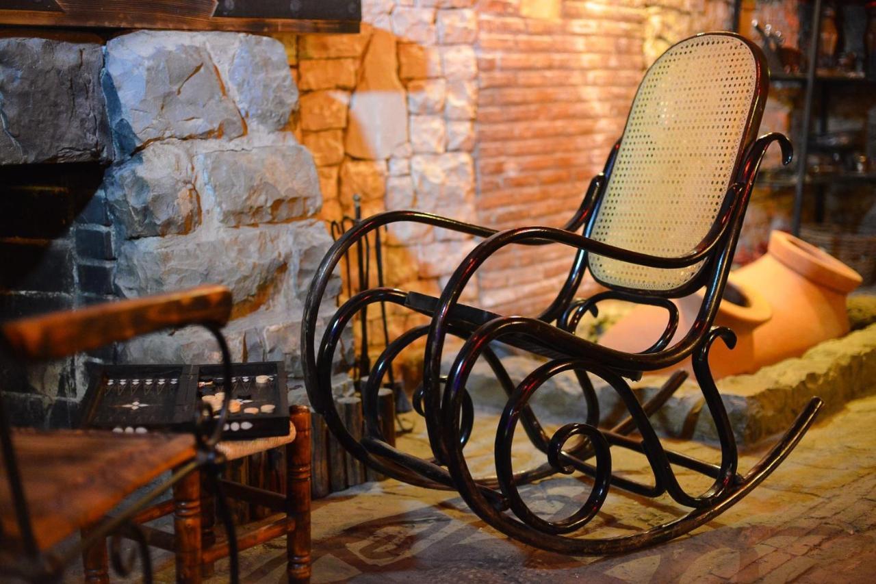 Ponto Gallery Boutique Hotel Tbilisi Buitenkant foto