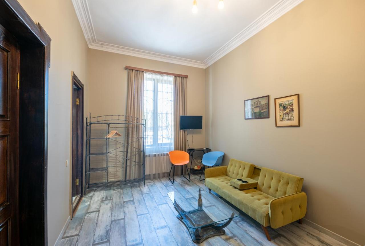 Ponto Gallery Boutique Hotel Tbilisi Buitenkant foto