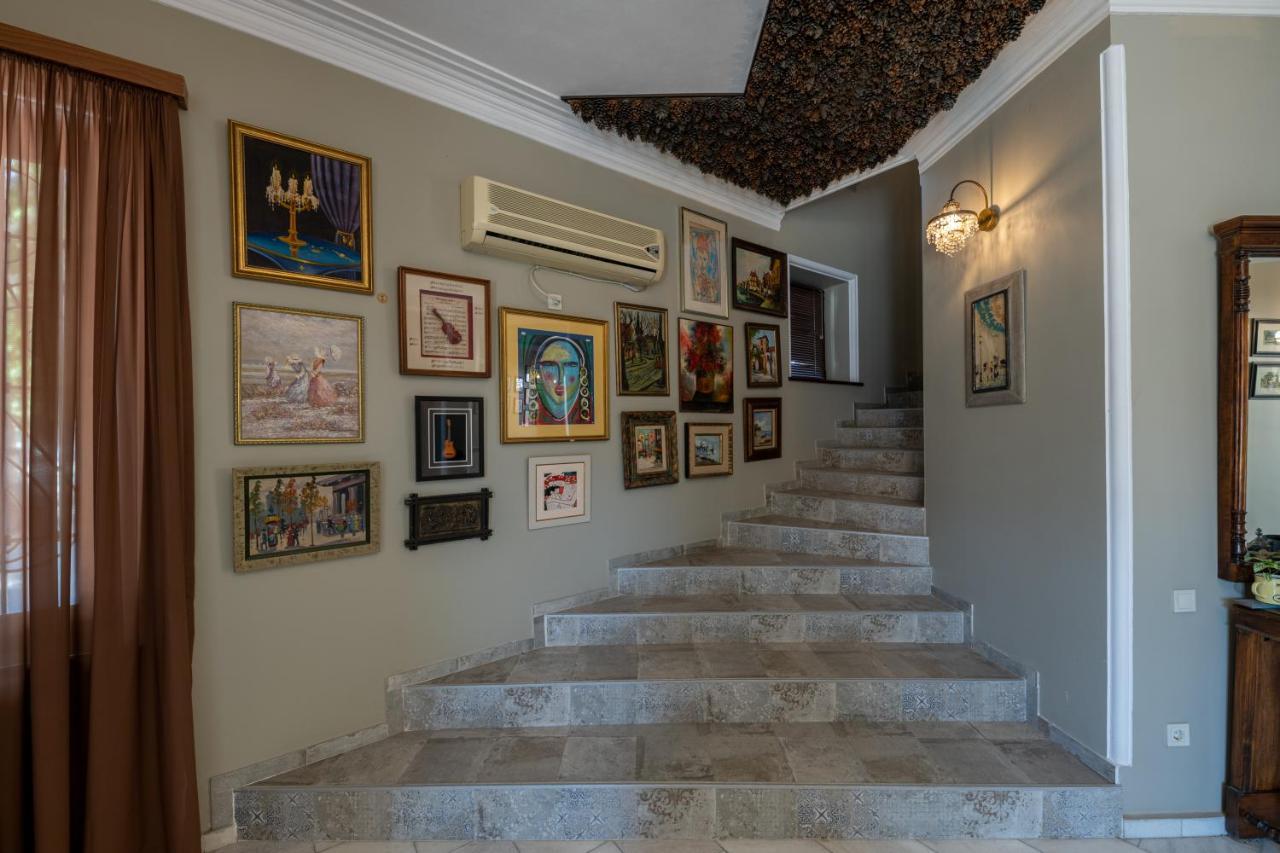 Ponto Gallery Boutique Hotel Tbilisi Buitenkant foto