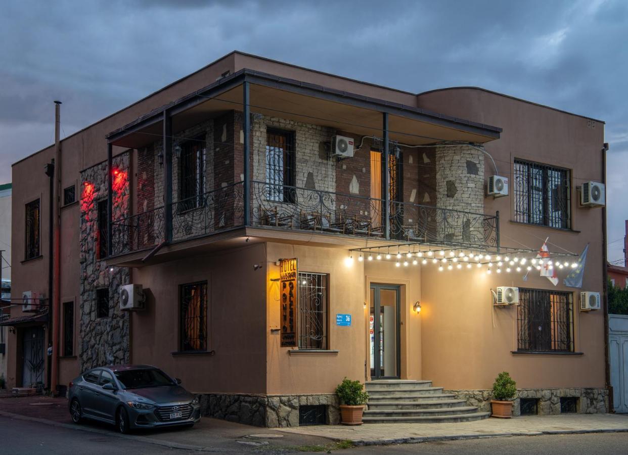 Ponto Gallery Boutique Hotel Tbilisi Buitenkant foto