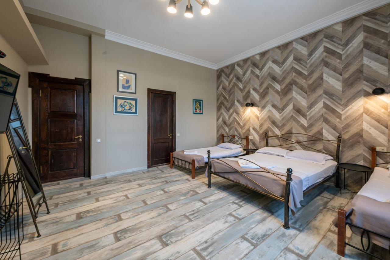 Ponto Gallery Boutique Hotel Tbilisi Buitenkant foto
