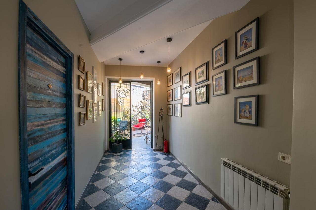 Ponto Gallery Boutique Hotel Tbilisi Buitenkant foto