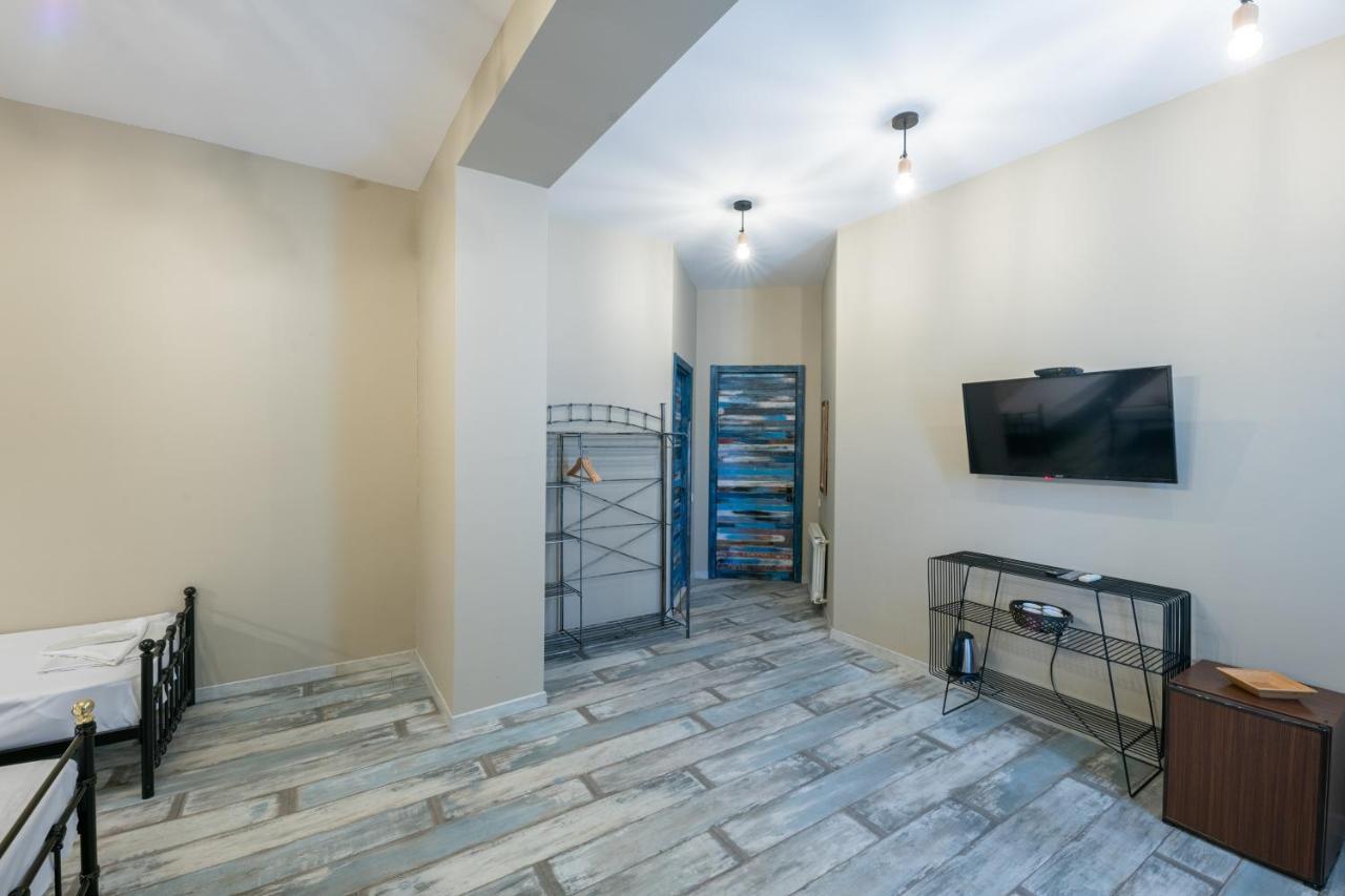 Ponto Gallery Boutique Hotel Tbilisi Buitenkant foto